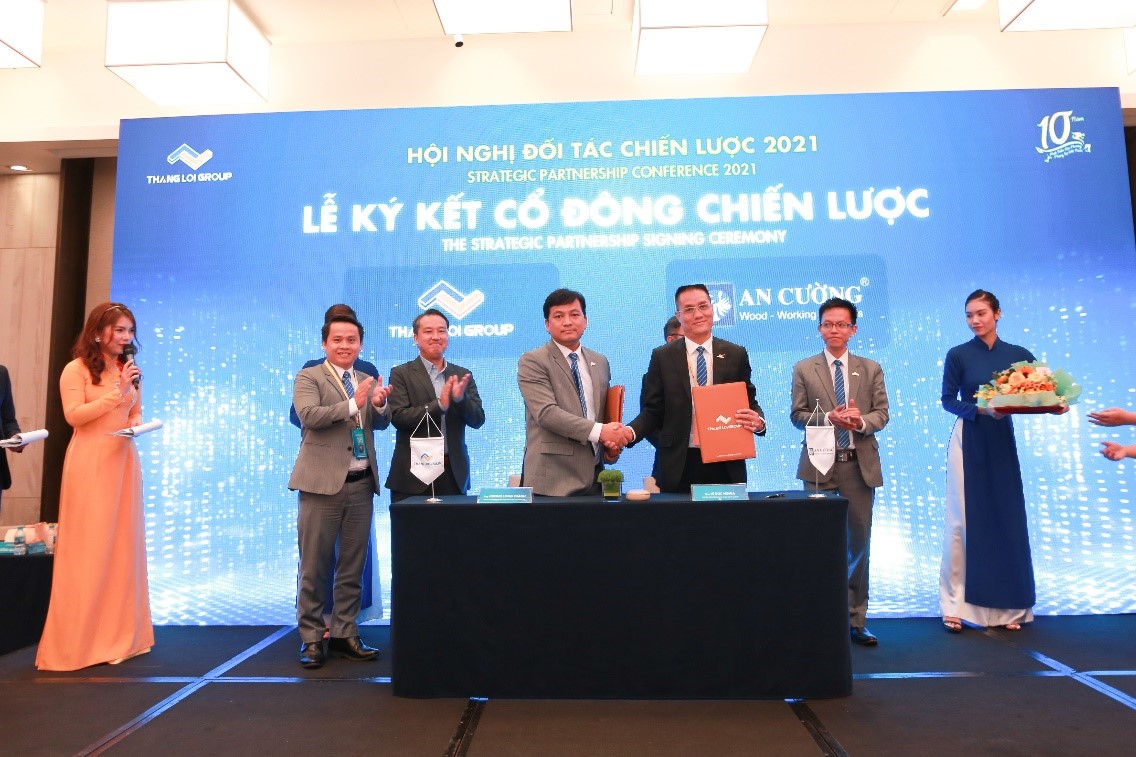 Đón cổ đông chiến lược